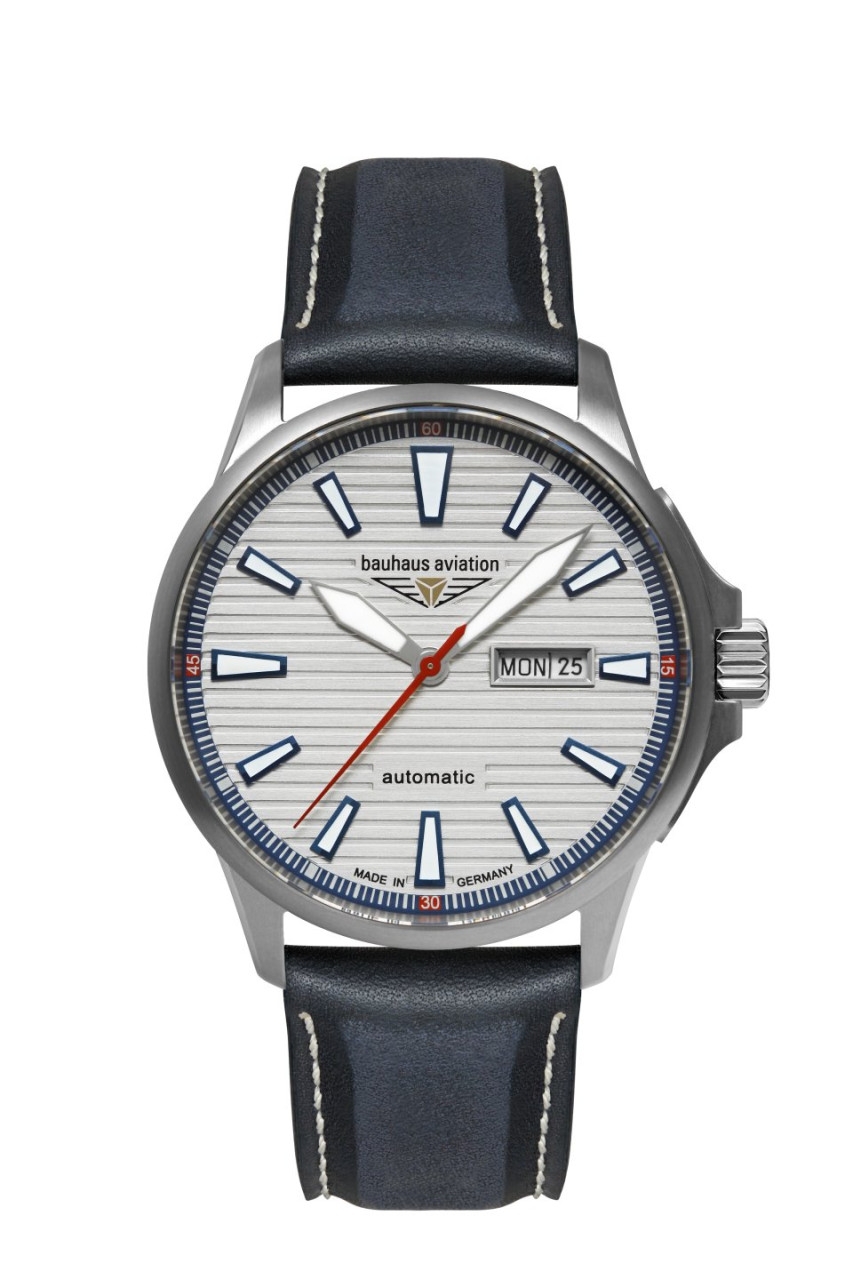 HAU, Bauhaus Aviation Iron Annie Automatik DayDate Cal. 8205 21 Jew., Titanium case 42mm, Sapphire crystal, wr 10atm