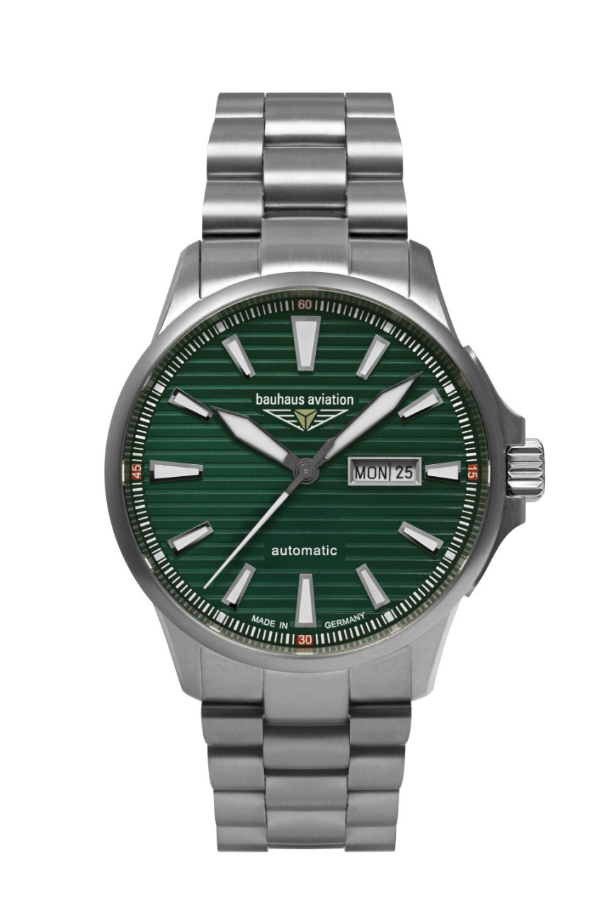 HAU, Bauhaus Aviation Iron Annie Automatik DayDate Cal. 8205 21 Jew., Titanium case 42mm, Sapphire c